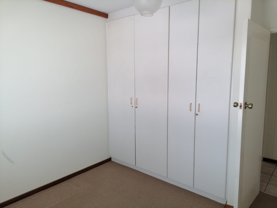 To Let 3 Bedroom Property for Rent in Strand Central Western Cape